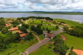 Seis criminosos encapuzados assaltam motociclista na Barragem do Bezerro, em José de Freitas