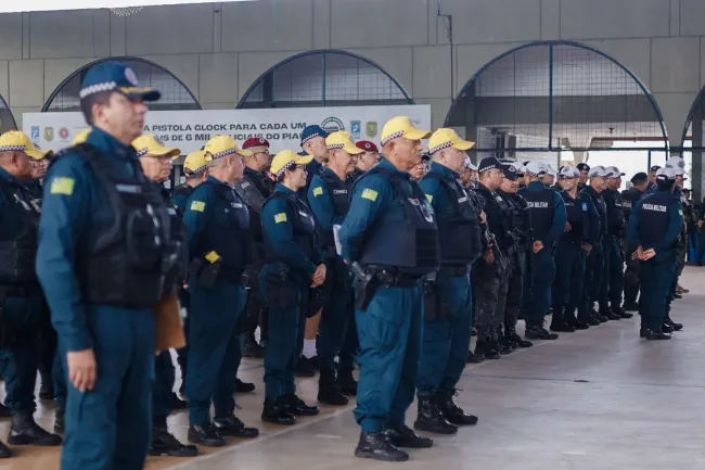 Polícia Militar reforça segurança no litoral do Piauí com cerca de 200 policiais durante férias