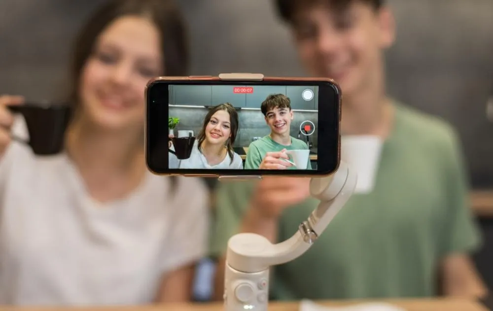Como usar as redes digitais a favor da carreira sem sobrecarga mental?