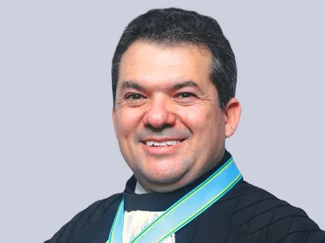 Nomeado ministro, desembargador piauiense aguarda aprovação do Senado