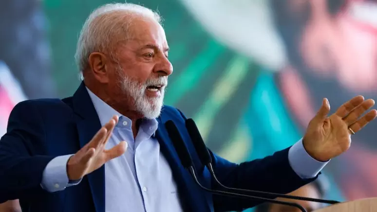 Lula sanciona lei que dispensa perícia médica para doentes sem cura
