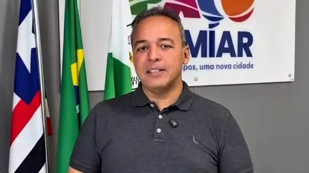 Prefeito do MA é alvo de operação da PF que tambémmira familiares de senador