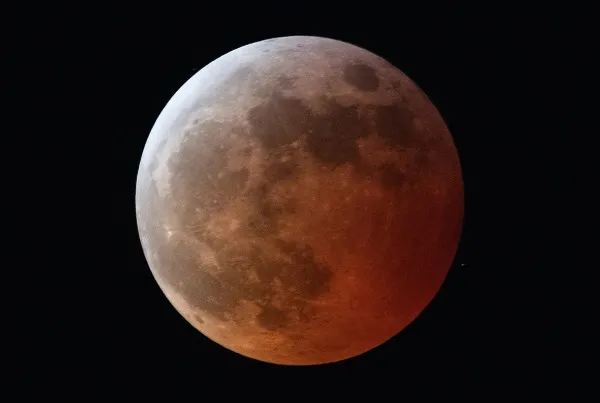 Eclipse lunar de quinta para sexta poderá ser visto em todo o Brasil