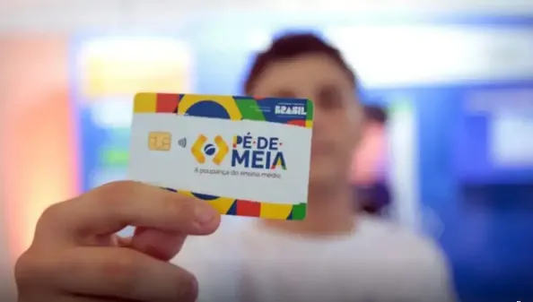 Pé-de-Meia começa a pagar parcela de agosto nesta semana; veja o calendário 