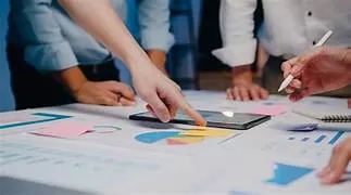 Maioria dos brasileiros já se arrependeu de emprestar a dinheiro a amigo