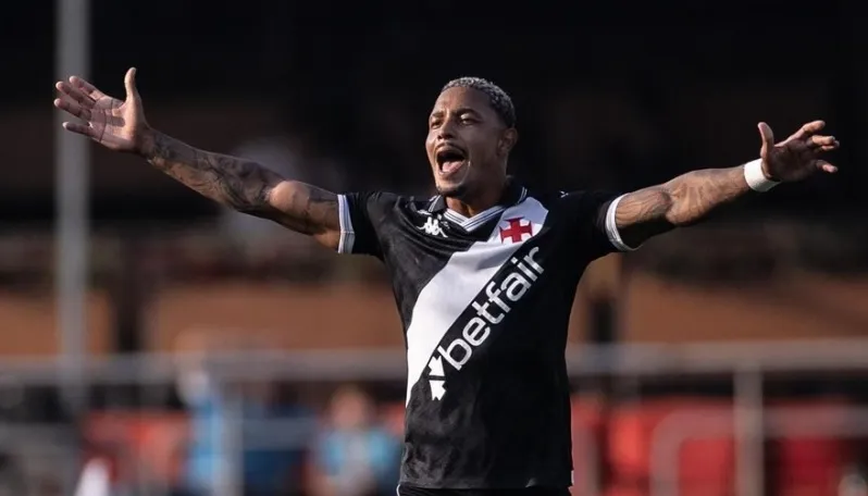Jogador do Vasco é alvo de buscas em investigação contra tráfico de drogas e armas