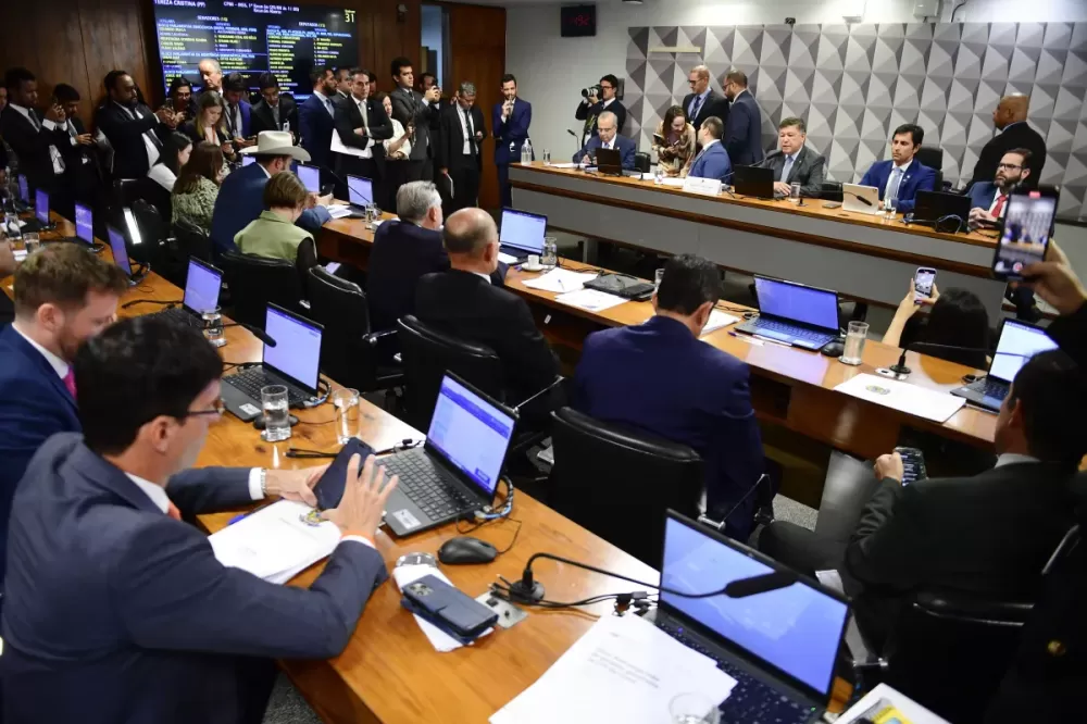 Governo reduz liberação de emendas após derrota na CPMI do INSS