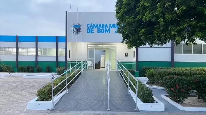 Justiça condena dois vereadores e mais três pessoas por desvio de R$ 108 mil da Câmara Municipal no MA