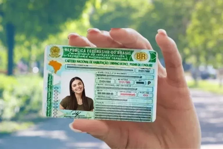 Governdo assina decreto para CNH gratuita a maiores de 18 anos cadastrados no CadÚnico