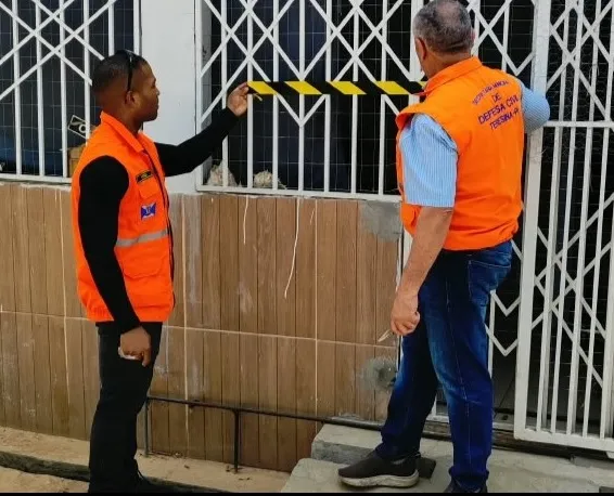 Defesa Civil interdita residência na zona Sul de Teresina por risco de desabamento
