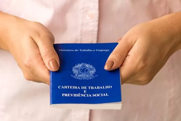 Brasil gera 147,3 mil empregos com carteira em agosto segundo Novo Caged
