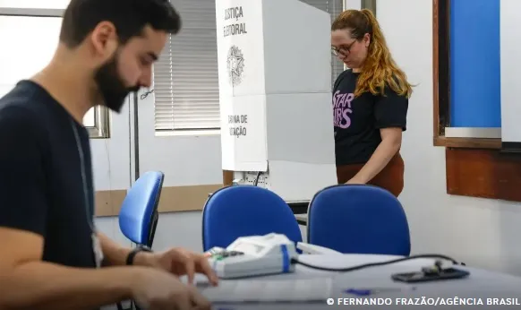 Eleitor que faltou ao primeiro turno pode votar no segundo