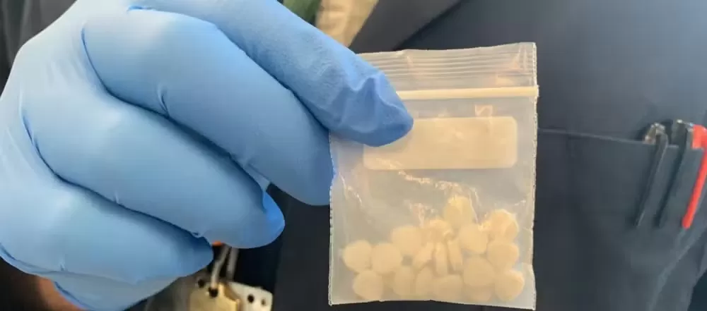 Nova droga 50 vezes mais potente que o fentanil é identificada pela primeira vez no Brasil