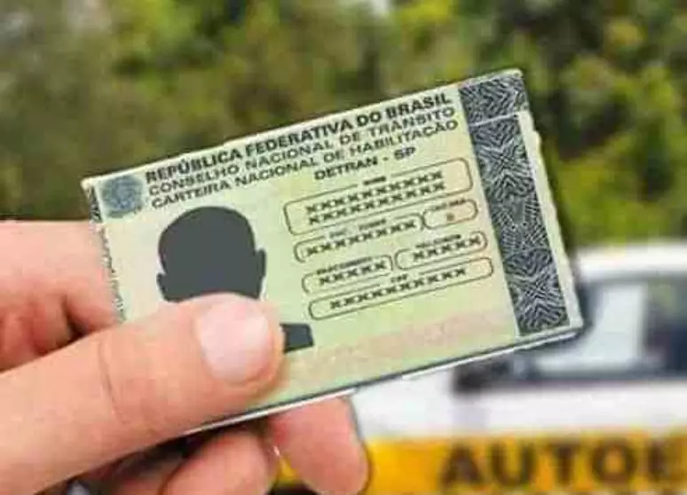 “Cinquentinhas” precisarão de CNH e emplacamento a partir de 2026