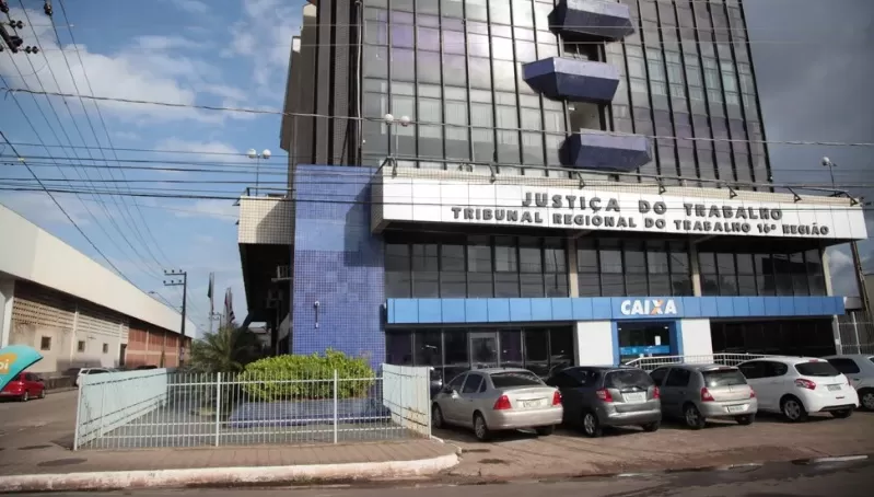 Após 12 dias de greve dos motoristas, ônibus da 1001 voltam a circular em São Luís