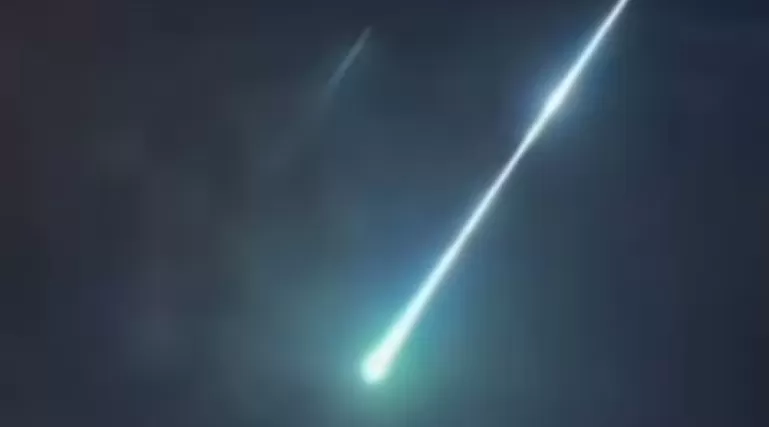 Meteoro ilumina o céu e chama atenção em cidades do Nordeste