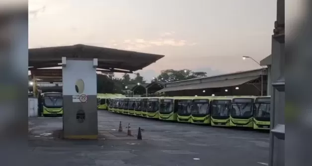 Após rejeitar reajuste de 2%, rodoviários iniciam greve geral de ônibus na Grande São Luís