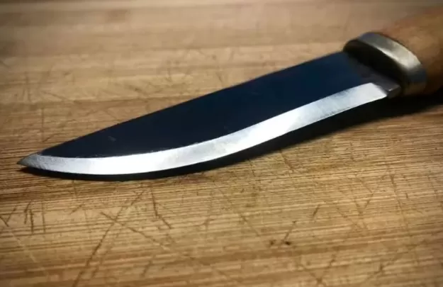 Mulher sobrevive após ser esfaqueada mais de 15 vezes pelo marido em discussão por ventilador no MA