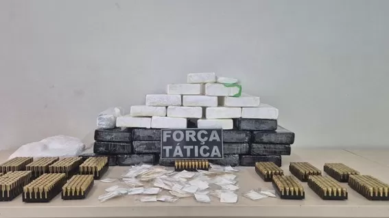 Adolescente é apreendido após viajar com quase 750 munições e tabletes de drogas em malas no Piauí 