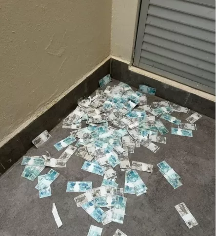 Caso Master: suspeito faz 'chover dinheiro' ao jogar notas de R$ 100 pela janela durante fuga