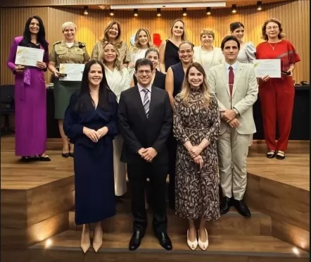 Em Teresina, prêmio Ser Mulher Destaque homenageia 10 personalidades femininas