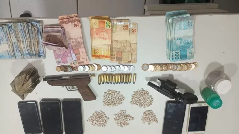 Operação policial apreende armas e drogas no Norte do Piauí