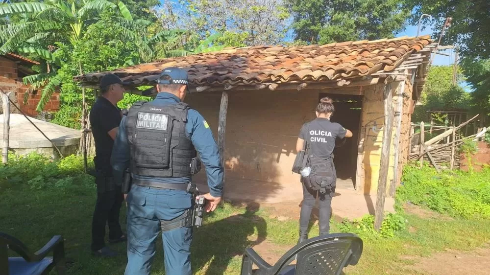 Jovem é morto após criminosos se passarem por policiais no litoral do Piauí