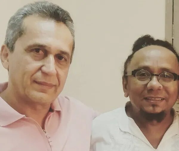 Cantor e compositor Chico César faz homenagem ao jornalista Francisco Magalhães em suas redes sociais
