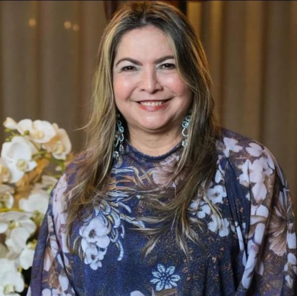 Chics!!! Com LUCIENNE SAMPAIO